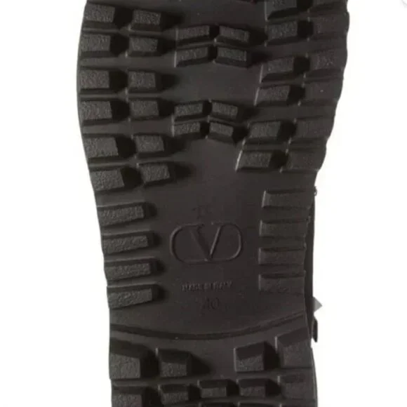 VALENTINO GARAVANI Rockstud Suede Combat Boots size 39/US 9 NWOT - Picture 3 of 14